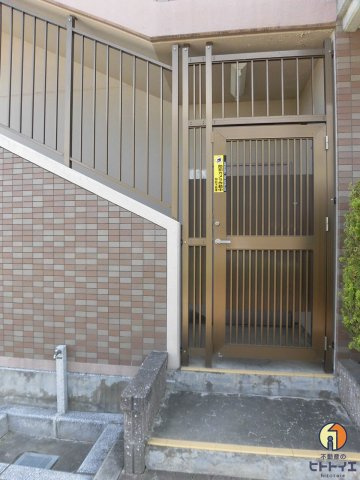 ロイヤルマンション美男川　錦館のその他共用部分|非常階段です