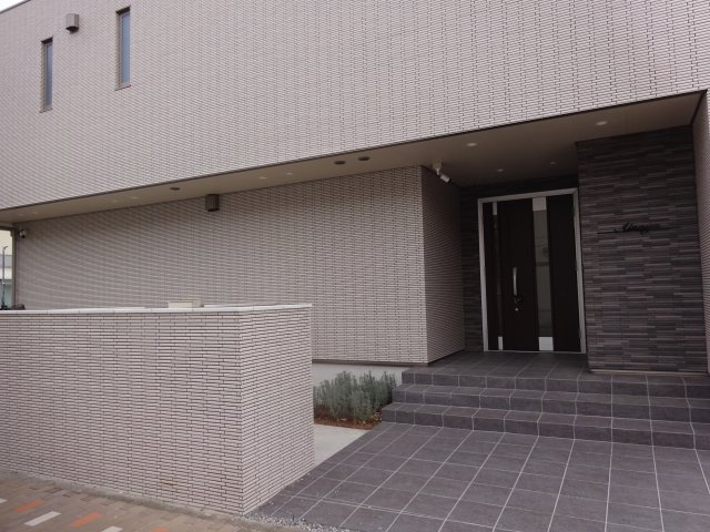 Ainoyaのエントランス