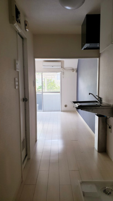 【寝室】 | フリースクエア英