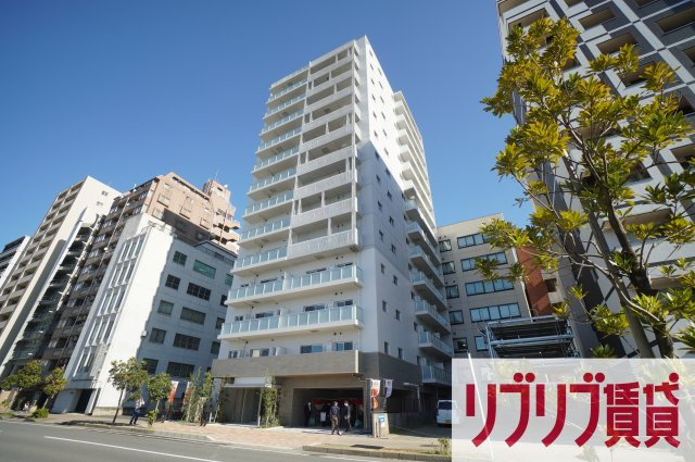 IS（イズ）の外観