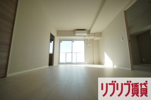 IS（イズ）の居間・リビング