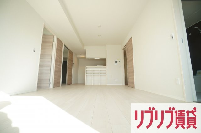 IS（イズ）の居間・リビング