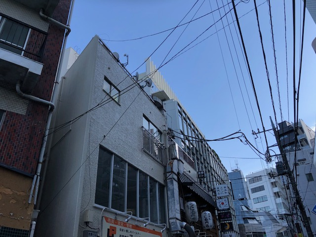 吉野ビルの外観