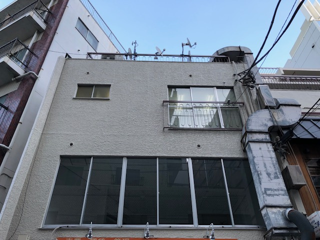 吉野ビルの外観