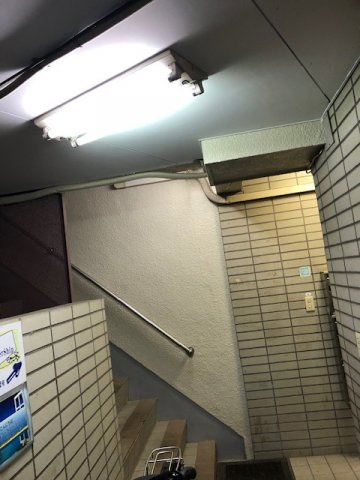 吉野ビルのロビー