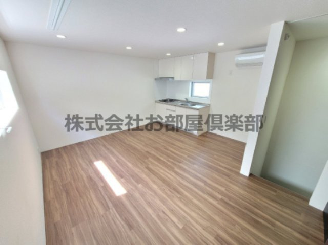 GARAGE　HOUSE　LaDiceの居間・リビング|イメージ写真