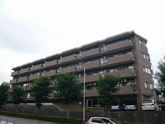グランドヒル高橋の外観|前回募集時の写真です。現況優先