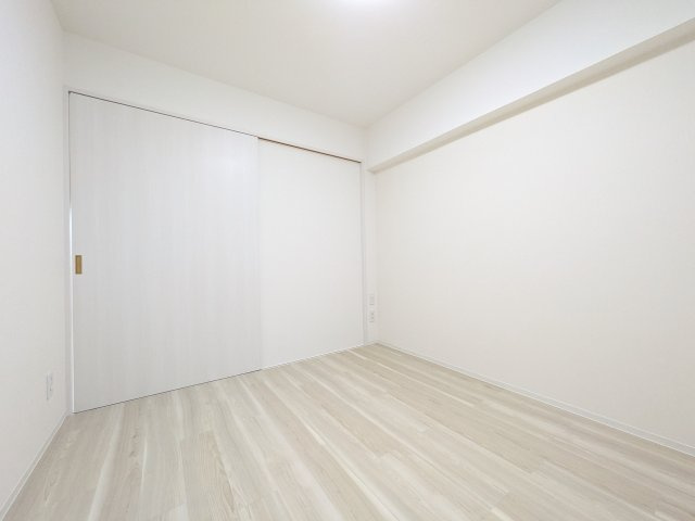 コンフォリアたまプラーザの洋室