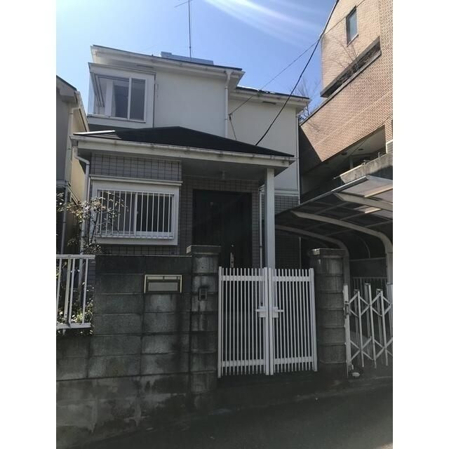 田奈町貸家