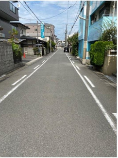【前面道路含む現地写真】