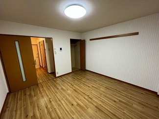 【居間・リビング】 | アザリア長山