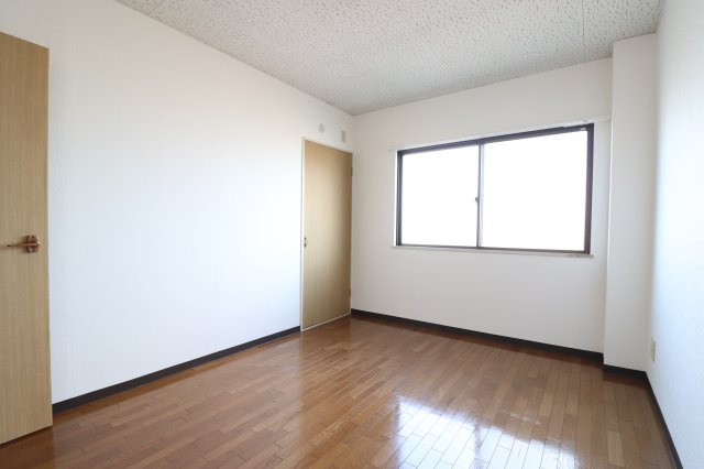 【寝室】 | ルナ小山