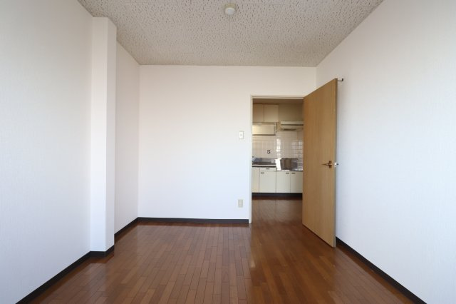 【洋室】 | ルナ小山