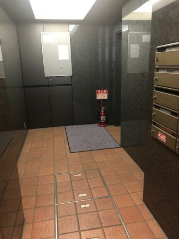 日本橋久松町栗原ビルのロビー
