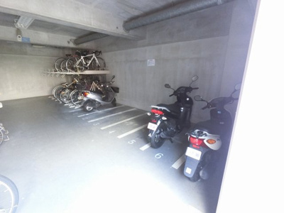 【その他共用部分】 | コスモ下永谷駅前ハウス | バイク置場