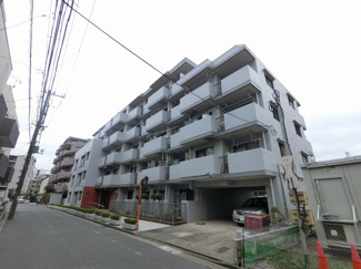【外観】 | 東急東横線「綱島」駅徒歩9分と好立地。
忙しい朝が助かる立地、暮らしにゆとりが生まれます。