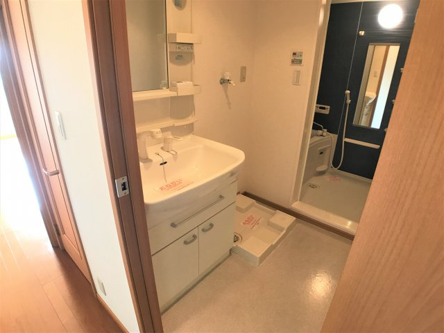 メゾンまえはたⅢの洗面所