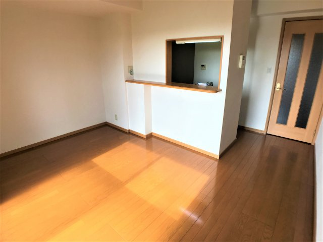 メゾンまえはたⅢの居間・リビング