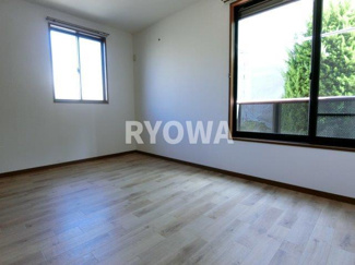 【居間・リビング】 | ステラ綾瀬 | 掲載の写真は退去前の写真となります。