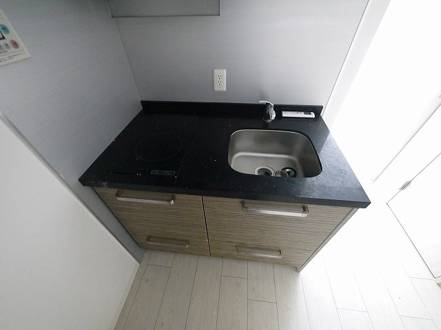 ドムール佐保川のキッチン