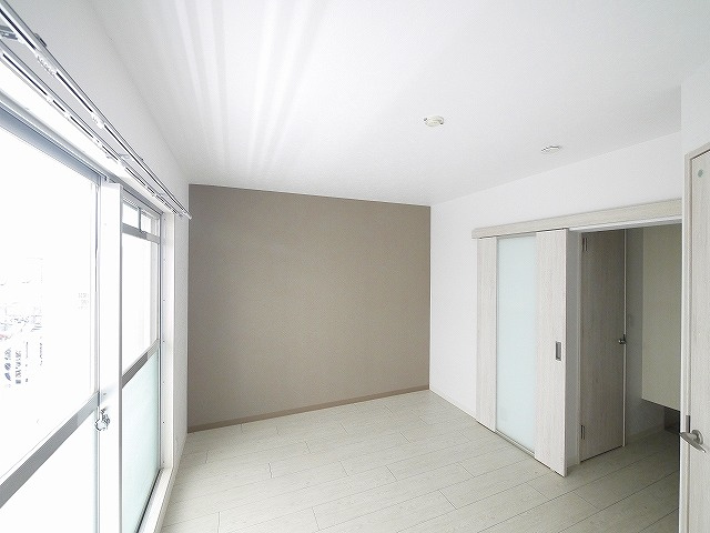 ドムール佐保川の寝室