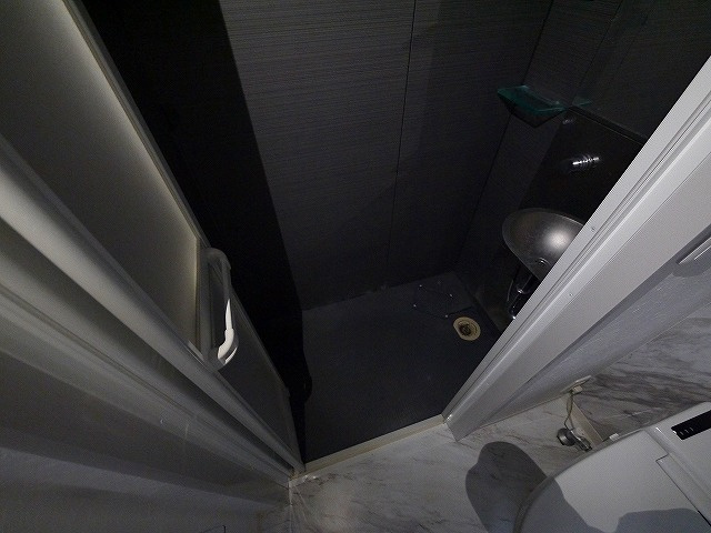 ドムール佐保川のシャワールーム