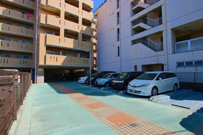 【駐車場】 | ジオ・グランデ高井田（高井田賃貸） | 空きはご確認下さい