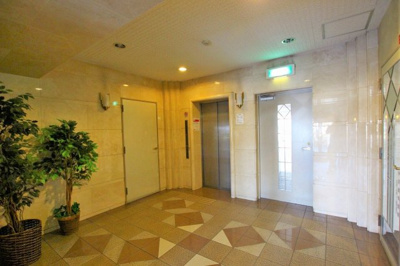 【ロビー】 | ジオ・グランデ高井田（高井田賃貸） | 敷地内です