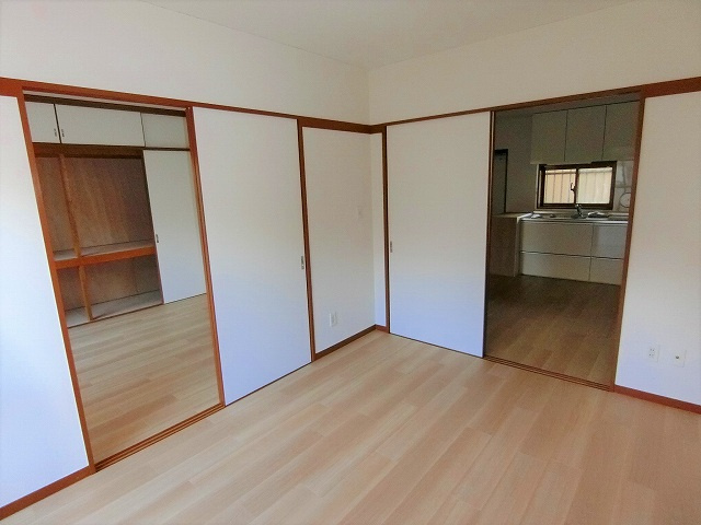 ヒルサイド山王の洋室