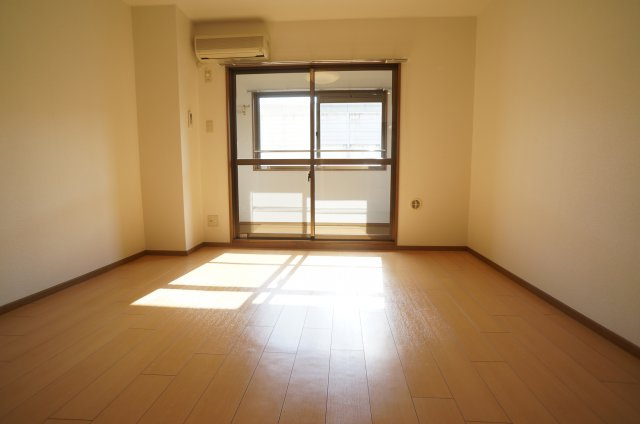 シャルマンロードの居間・リビング