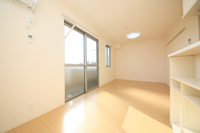 クラベールの居間・リビング