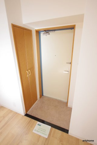 アエラス　仲介手数料無料の玄関