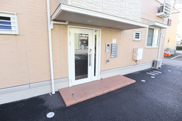 カンパニュラのエントランス