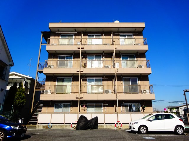 ラフォーレ金剛の外観