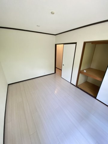 サニーヒル石名坂の寝室