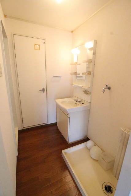 ハイツ大久保の洗面所