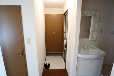 【玄関】 | サニーハウス上今井B