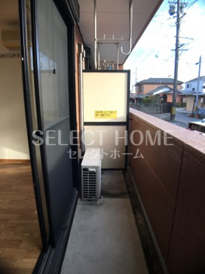 【バルコニー】 | ブルーサンズ１号館 | お洗濯にも便利なバルコニー付き