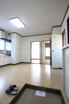 【居間・リビング】 | ハイツスマイル