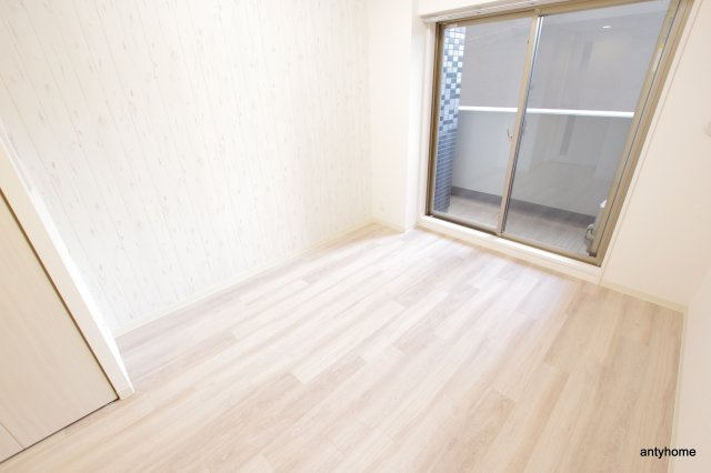 プレサンス難波マジョリティ　仲介手数料無料の寝室