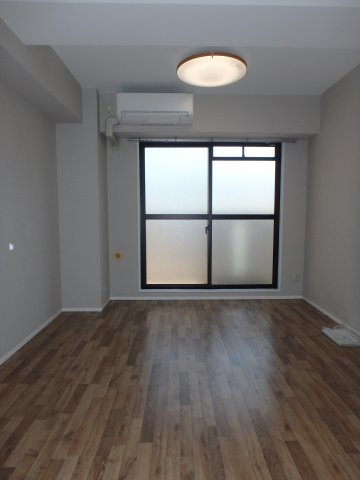 セリバテール伊丹