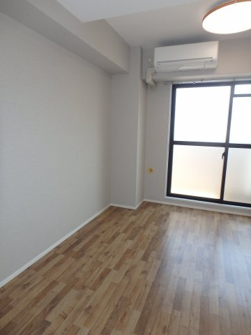 セリバテール伊丹