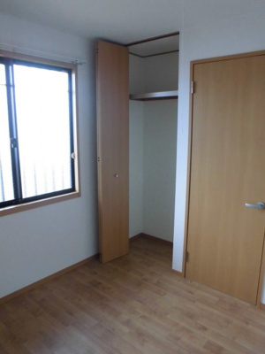【洋室】 | サンガーデン有田Ⅱ | 収納