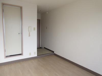 マンション栄光の居間・リビング|洋室