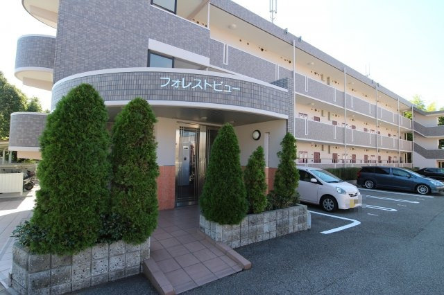 フォレストビューのエントランス