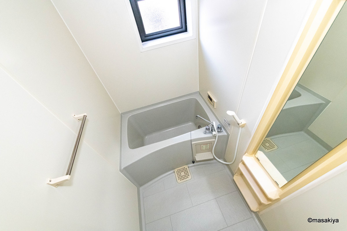 ロイヤル・ウイング　Eの浴室|お風呂