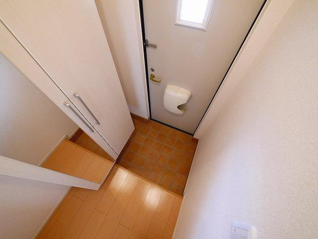 プロミネントの玄関|収納もある玄関です