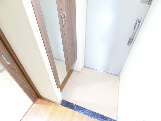 メゾン錦Ⅱの玄関