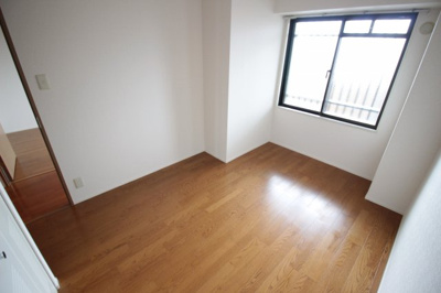 【洋室】 | アディーレ八尾