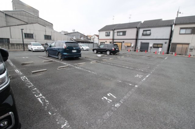 【駐車場】 | アディーレ八尾